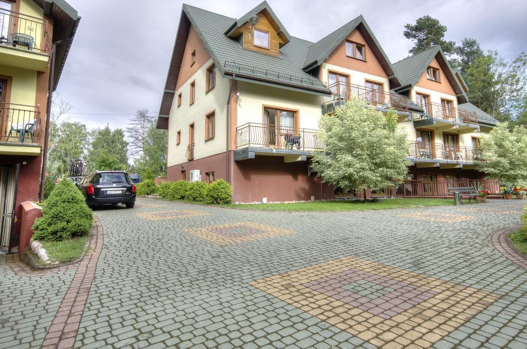 Augustowia Hotel Bagian luar foto