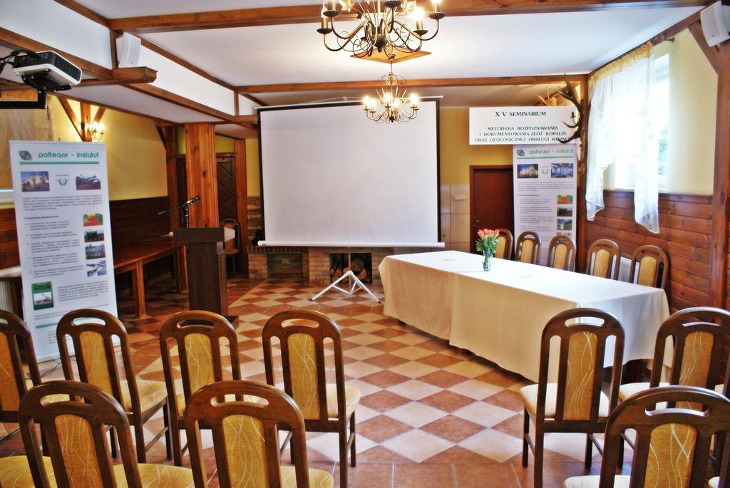 Augustowia Hotel Bagian luar foto